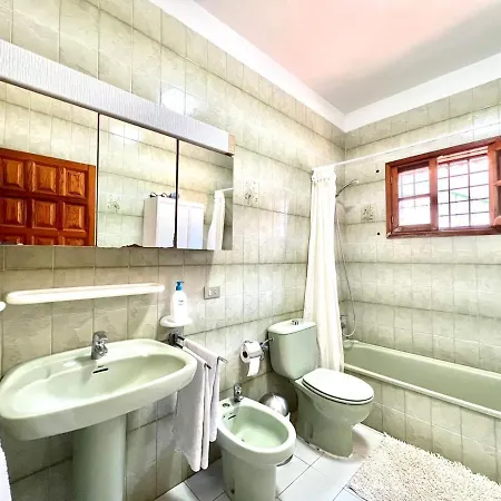Villa With Private Pool And Sea Views In