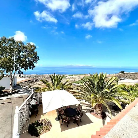 فيلة With Private Pool And Sea Views In
