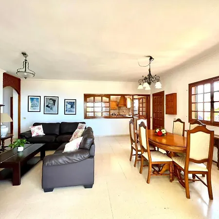 With Private Pool And Sea Views In *