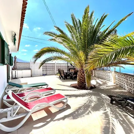 With Private Pool And Sea Views In *